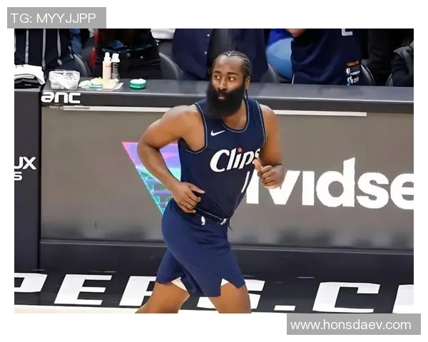 快船与雷霆季后赛争议引发热议球迷与专家各执己见